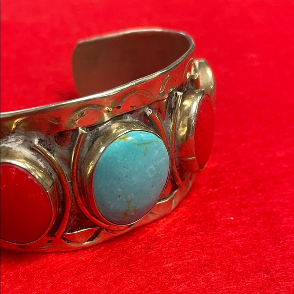 Vintage Sterling Silver Bracelet with Turquoise and Red Coral - Picture 12 of 12